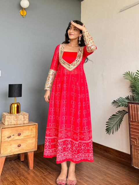 Baggy Style Georgette Anarkali Kurti Set With Pants (RED)