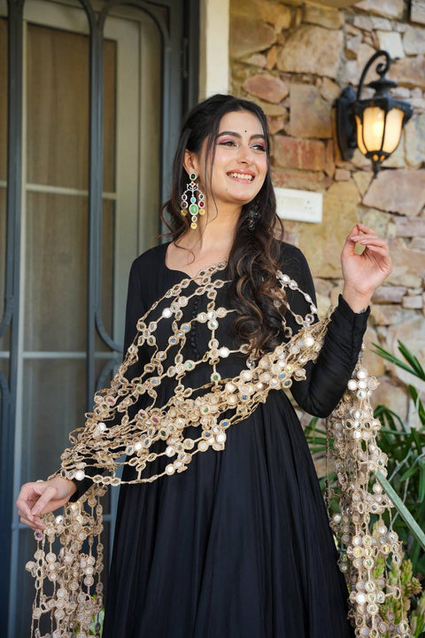 👀Define New Style Roman Silk 3 Piece Set With Real Mirror Dupatta 🚀