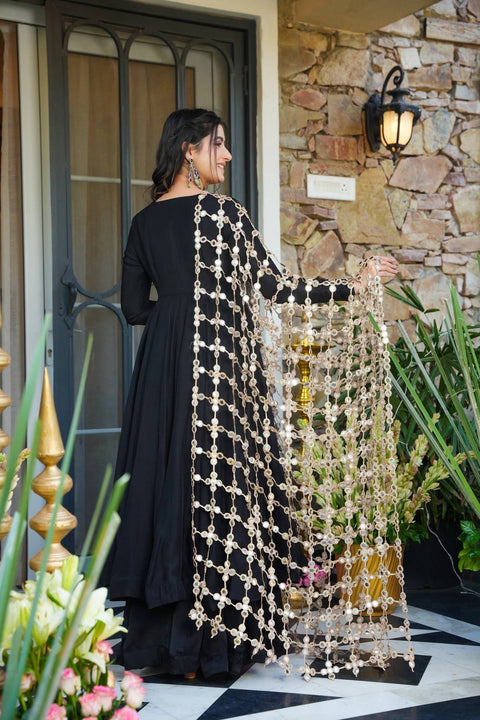 👀Define New Style Roman Silk 3 Piece Set With Real Mirror Dupatta 🚀