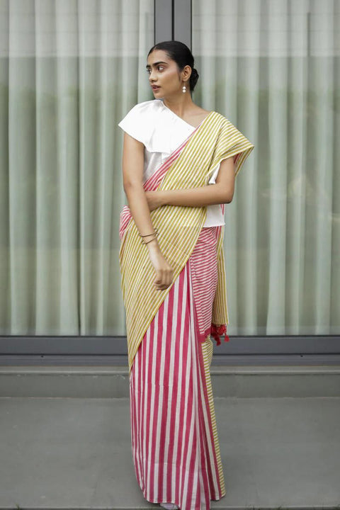 🍁Plain Linen Digital Print Saree with Fumka Latkan🍁