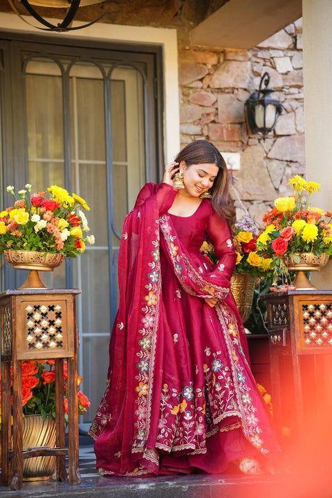 ✨Designer Anarkali With Plazoo Set In Heavy Gmy Silk With Thread & Sequence Work ✨