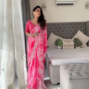 🚨 Exclusive Designer Party Wear Saree with Heavy Embroidery 🚨
