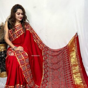 Gorgeous Gajji Silk Saree with Handcrafted Fancy Pallu ✨