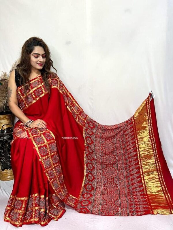 Gorgeous Gajji Silk Saree with Handcrafted Fancy Pallu ✨