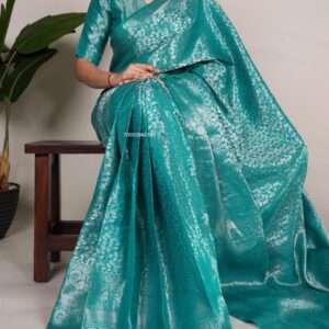 ✨ Newly Launched Kanjivaram Silk Saree with Zari Weaving Work!